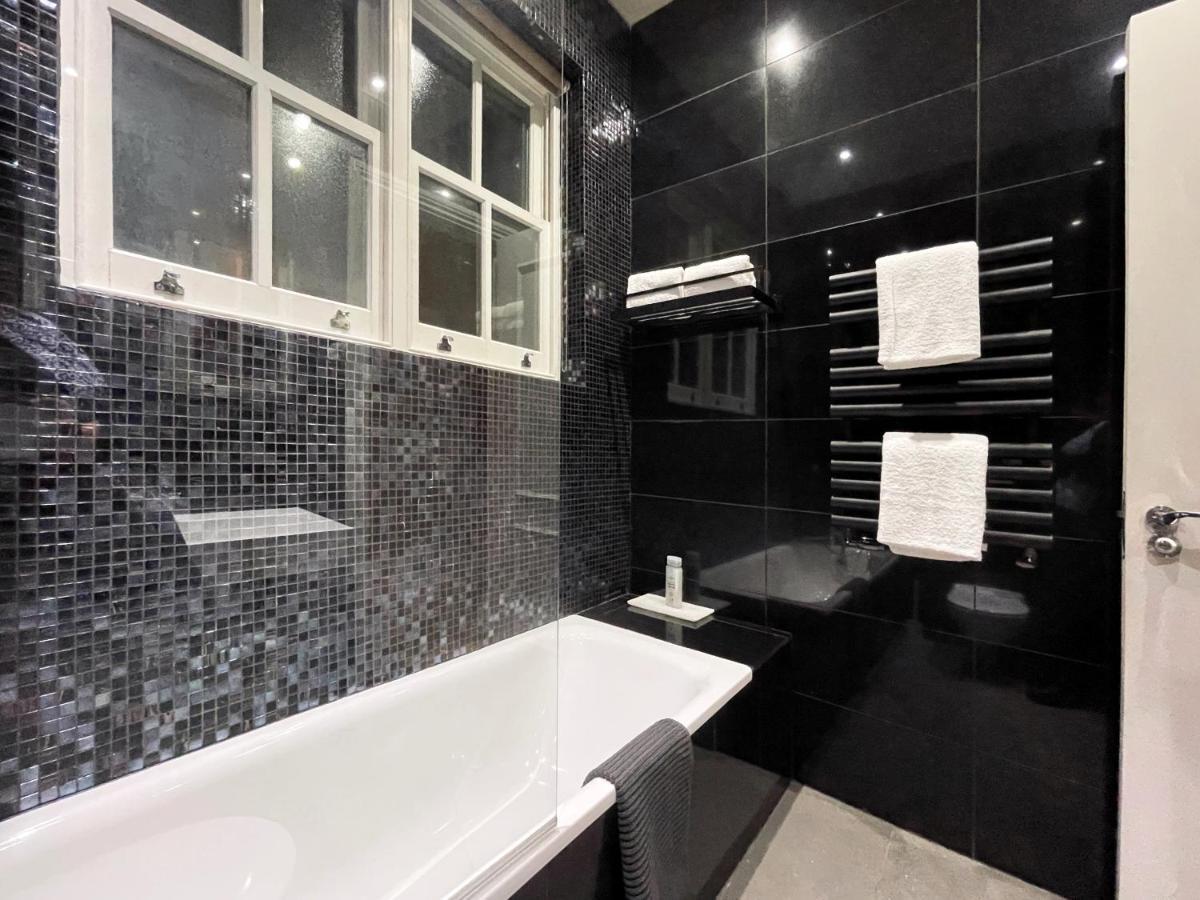 Elizabeth'S Place - London'S Hidden Gem Εξωτερικό φωτογραφία